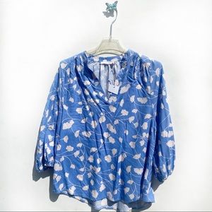 NWT Lush floral blues sz medium